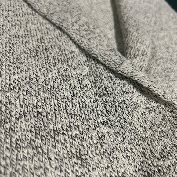 NWT. MONTEAU SLEEVELESS CARDIGAN BLAZER. - Picture 2 of 3